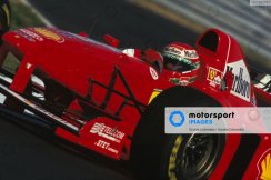 Ferrari F310B - Eddie Irvine (1997), Víťaz Kanada, bez figúrky pilota, 1:12 GP Replicas