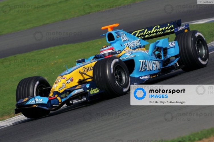 Renault R25 - Fernando Alonso (2005), VC Velké Británie, 1:18 Minichamps