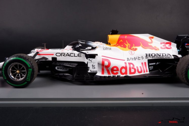 Red Bull RB16b - Max Verstappen (2021), Török Nagydíj, 1:12 Spark