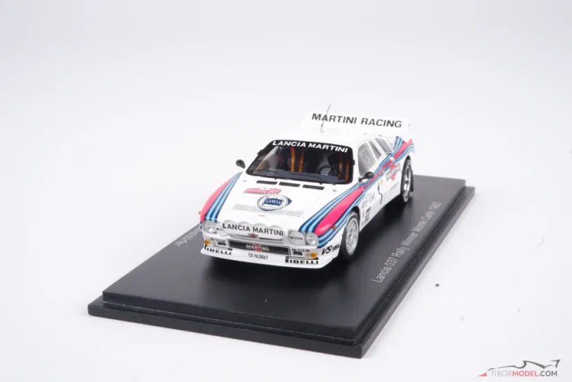 Lancia 037 Rally - Röhrl/Geistdörfer (1983), Monte Carlo Rally, 1:43 Spark