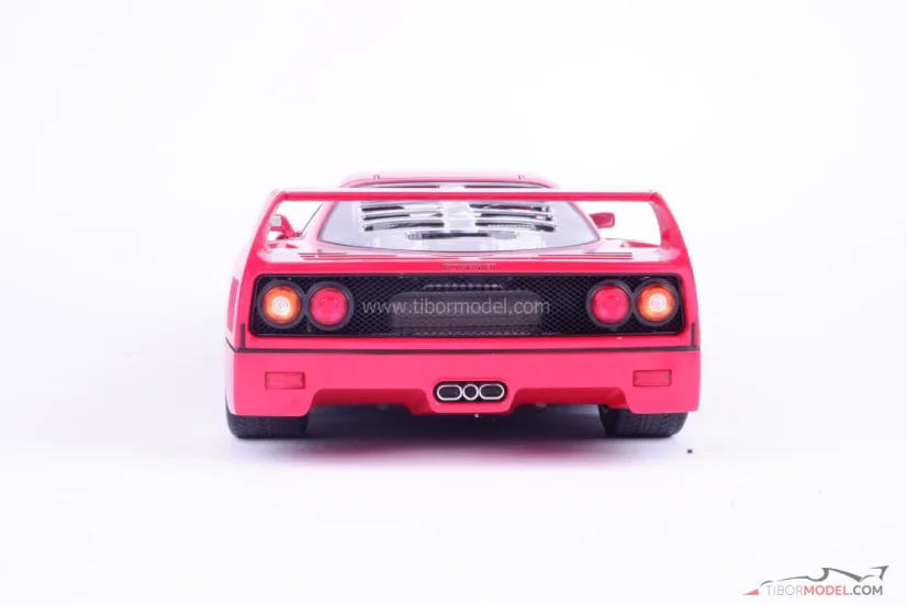 Ferrari F40 (1987) piros, 1:12 Norev