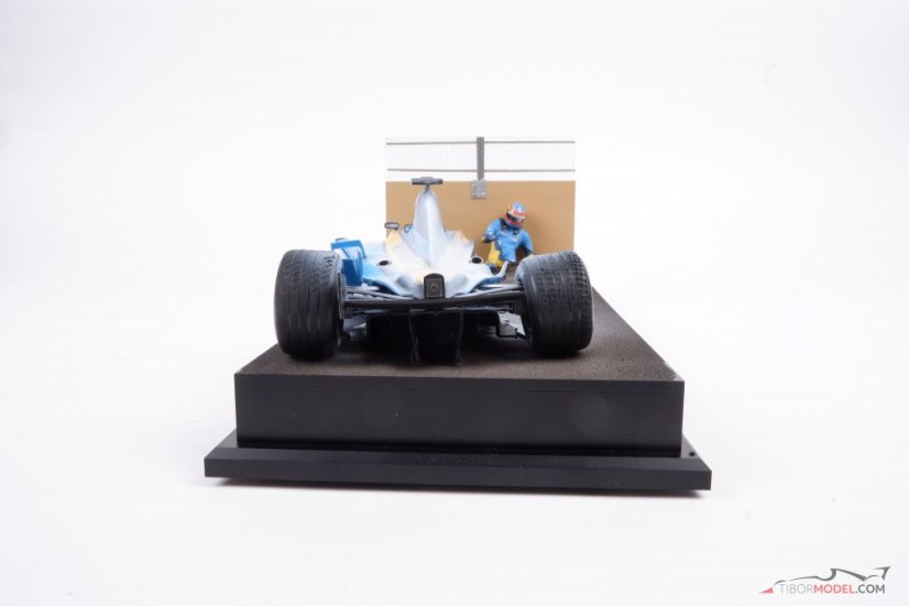 Renault R23 - F. Alonso 2003, nehoda na VC Brazílie, 1:18