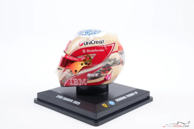 Zhou Guanyu 2025 mini helmet, Ferrari, 1:5 Looksmart