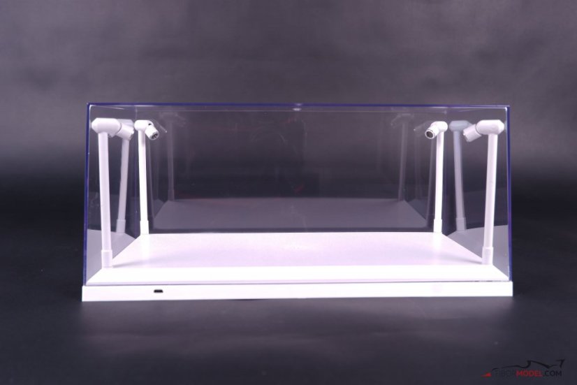 Showcase with LED lights for the 1:18 scale models