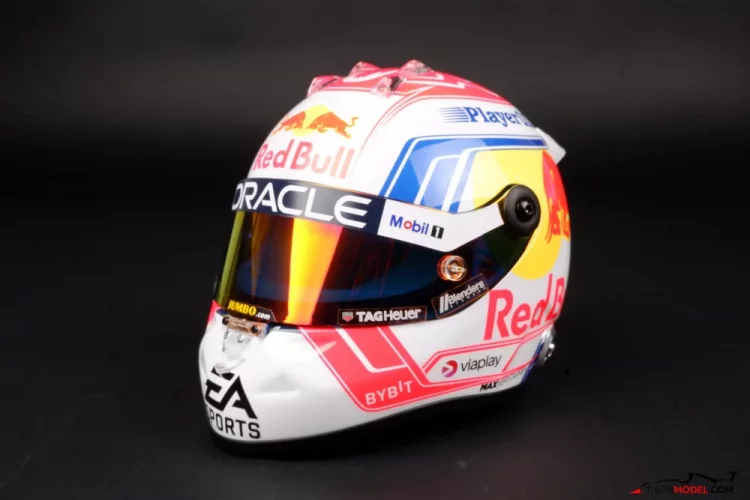 Oracle Red Bull Racing Shop: 1:2 Max Verstappen Miami GP 2023 Mini Helmet