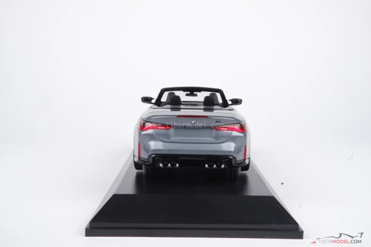BMW M4 kabrió (2021) szürke, 1:18 Minichamps