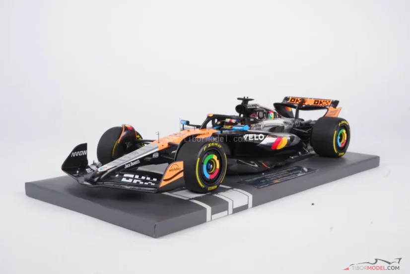 McLaren MCL39 - Oscar Piastri (2025), VC Veľkej Británie, 1:18 Minichamps