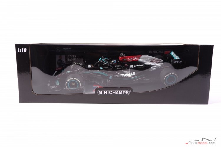 Mercedes W12 - L. Hamilton (2021), 1. miesto VC Veľkej Británie, 1:18 Minichamps