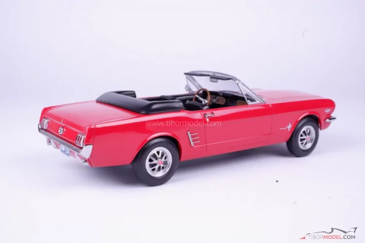 Ford Mustang Convertible (1966) červený, 1:18 Norev