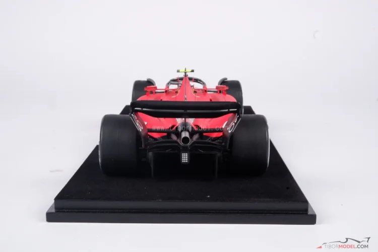 Model car Ferrari SF-23 Sainz 2023, Singapore, 1:18