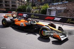 McLaren MCL39 - Oscar Piastri (2025), VC Monaka, 1:18 Minichamps