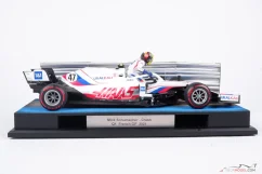 Diorama Haas VF-21 - Mick Schumacher nehoda 2021 Francie, 1:18