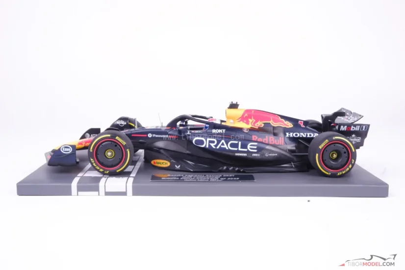 Red Bull RB21 - Max Verstappen (2025), Víťaz VC Emilia Romagna, 1:18 Minichamps