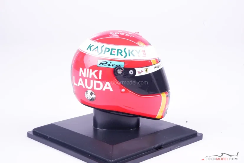 Sebastian Vettel 2019 VC Monaka, Ferrari prilba, 1:5 Spark