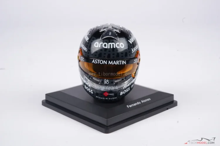 Fernando Alonso 2024 VC Veľkej Británie, Aston Martin prilba, 1:5 Spark