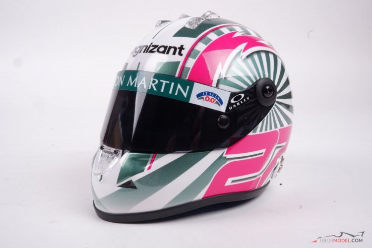 Nico Hülkenberg 2022 Aston Martin helmet, 1:2 Schuberth