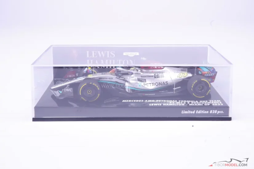 Mercedes W13 - Lewis Hamilton (2022), Miami Nagydíj, 1:43 Minichamps