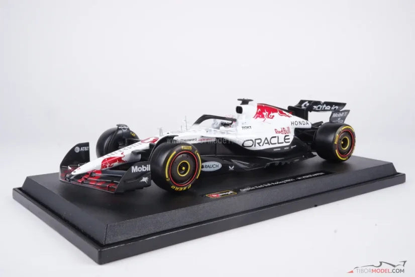 Red Bull RB21 - Max Verstappen (2025), Víťaz VC Japonska, 1:18 Bburago