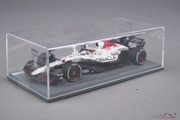 Red Bull RB21 - Max Verstappen (2025), Győztes Japán Nagydíj, 1:43 Spark
