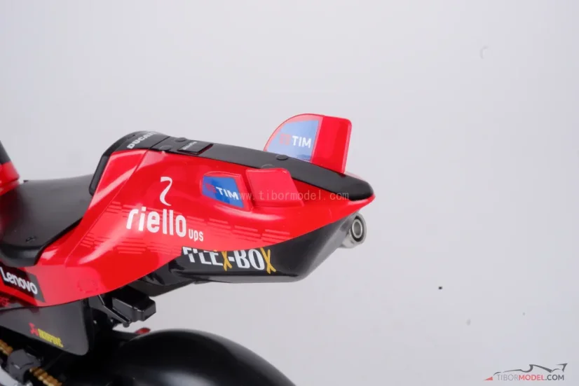 Ducati Desmosedici - Francesco Bagnaia (2024), 1:6 Maisto
