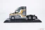 Freightliner Cascadia (2018) sivý, 1:43 Ixo