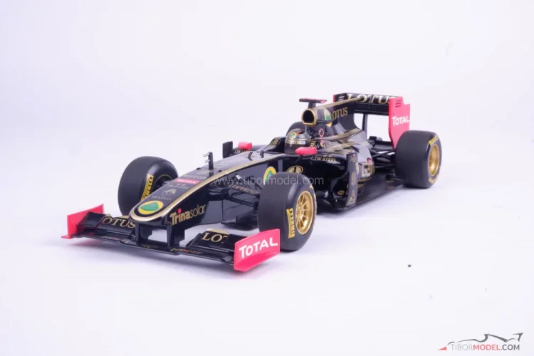 Lotus R31 - Nick Heidfeld (2011), showcar, 1:18 Minichamps