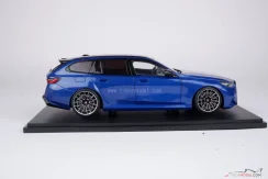 BMW M5 Touring (2024) kék, 1:18 Solido