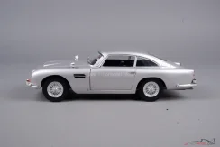 Aston Martin DB5 (1964) strieborný, 1:18 Solido