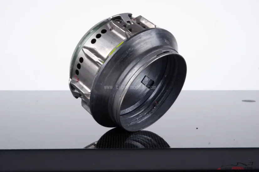 Red Bull RB12 green wheel nut (2016)