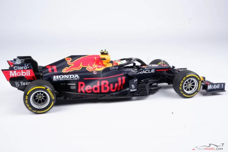 Red Bull RB16b - Sergio Perez (2021), VC Mexika, 1:18 Minichamps
