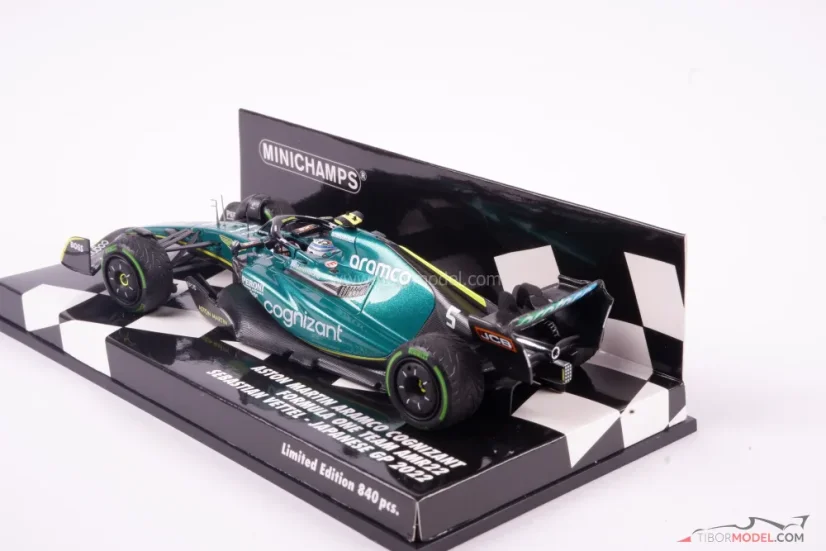 Aston Martin AMR22 - Sebastian Vettel (2022), Japán, 1:43 Minichamps