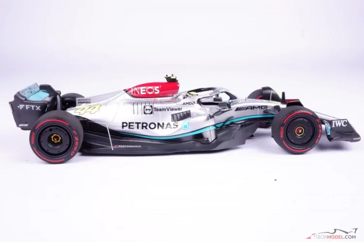 Mercedes W13 - Lewis Hamilton (2022), VC Španielska, 1:18 Minichamps