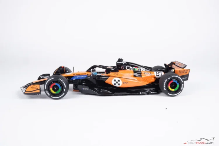 McLaren MCL39 - Oscar Piastri (2025), VC Monaka, 1:18 Solido