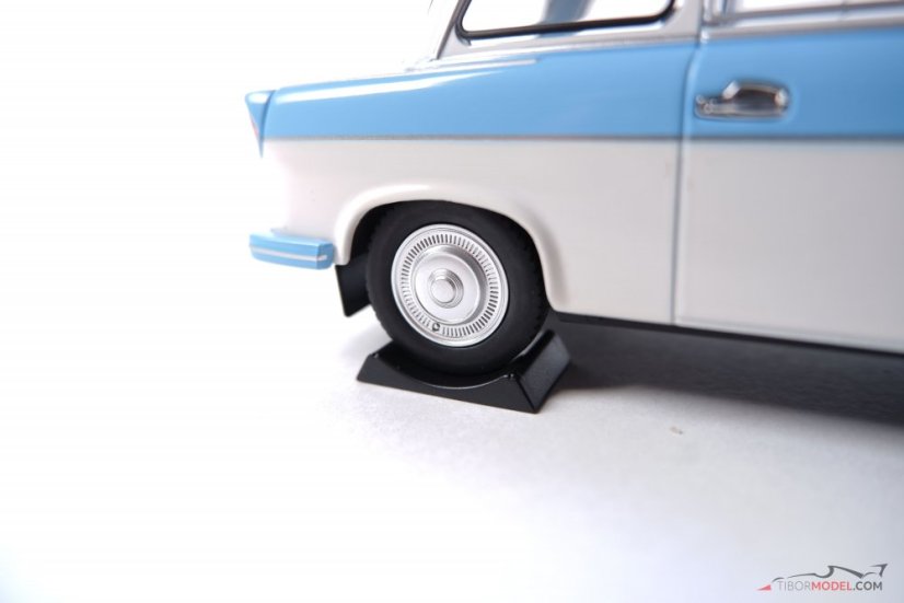 Car stoppers for 1:24 scale model cars