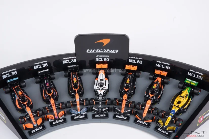 McLaren 2022-2024 ajándékcsomagolás, 1:43 BBurago