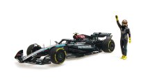 Mercedes W15 - Lewis Hamilton (2024), Posledné preteky za Mercedes, VC Abu Dhabi, s figúrkou pilota, 1:43 Minichamps