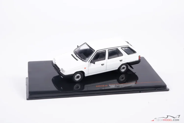 Škoda Forman biela (1990), 1:43 Ixo