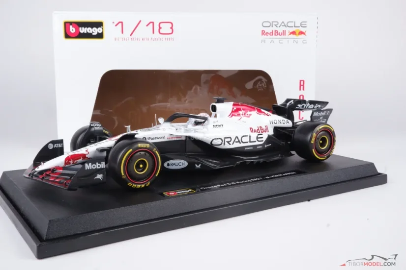Red Bull RB21 - Max Verstappen (2025), Víťaz VC Japonska, 1:18 Bburago