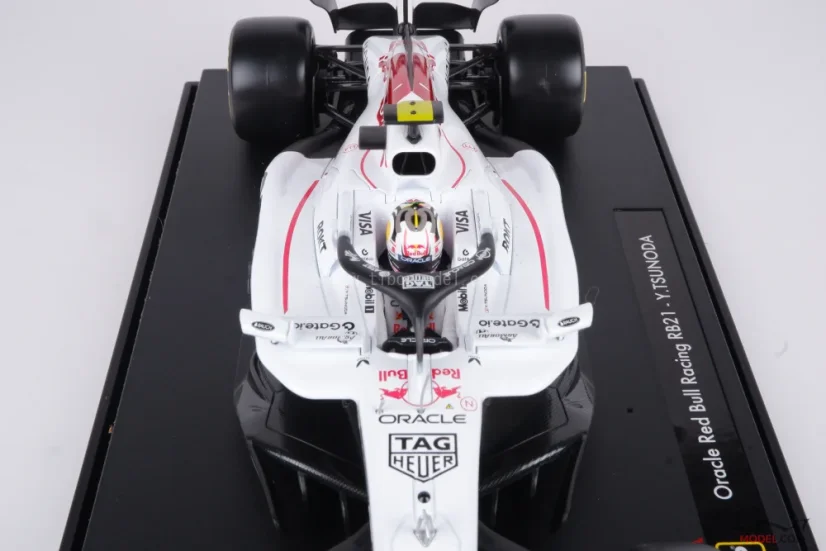 Red Bull RB21 - Yuki Tsunoda (2025), VC Japonska, 1:18 Bburago