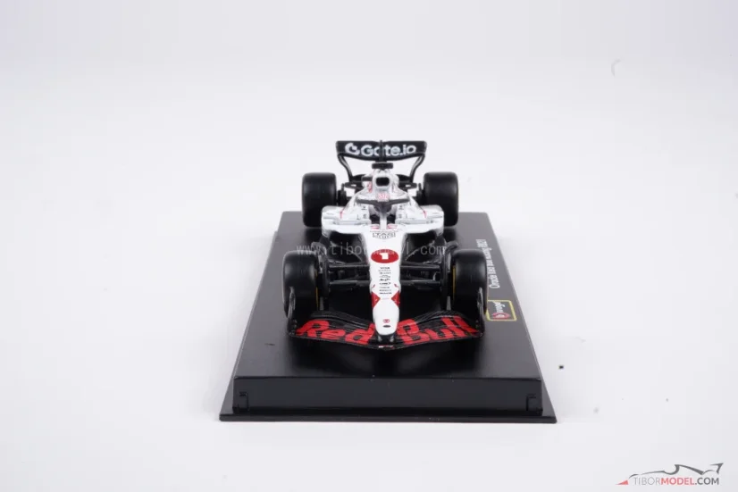Red Bull RB21 - Max Verstappen (2025) VC Japonska, 1:43 BBurago Signature