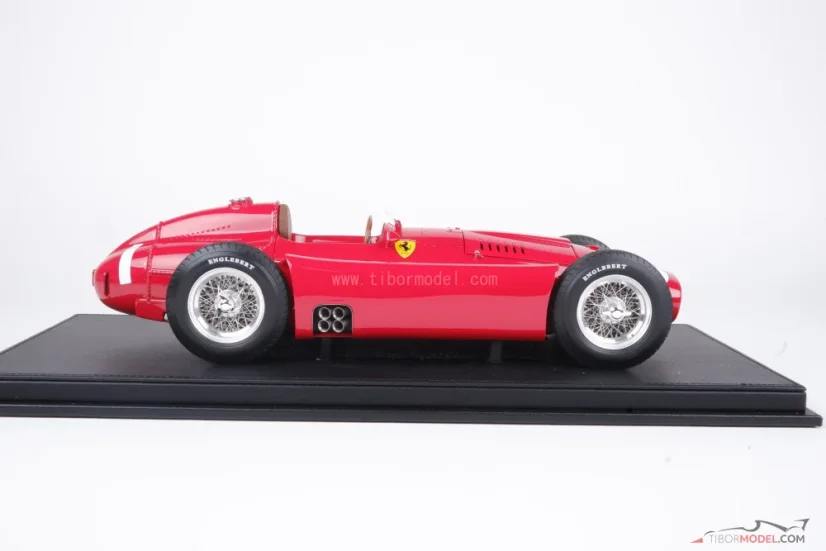 Ferrari D50 - Juan Manuel Fangio (1956), Vítěz VC Velké Británie, 1:12 GP Replicas