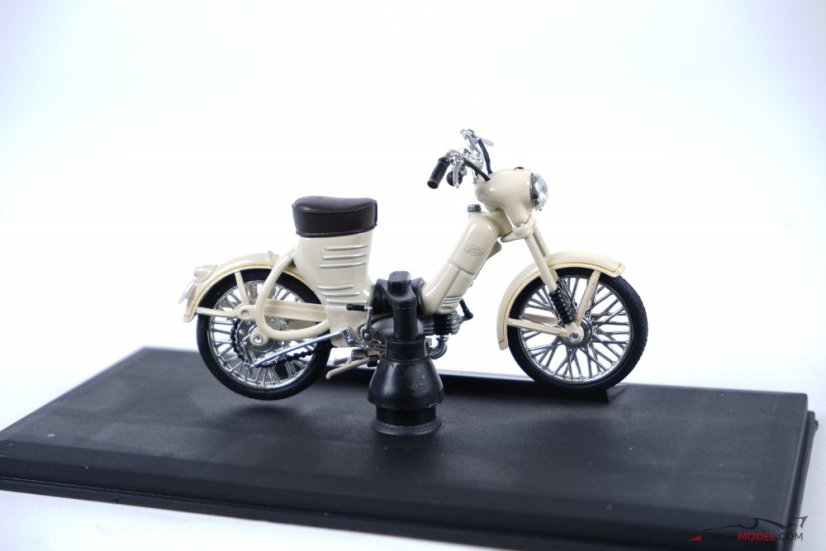 Jawa 50 Pionyr "Parez" (1955), 1:18 Abrex