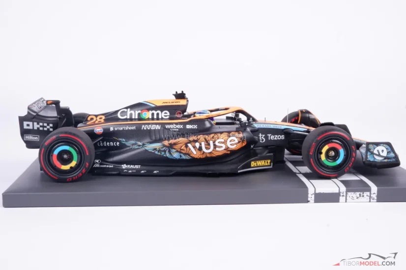 McLaren MCL36 - Oscar Piastri (2022), testy Abu Dhabi, 1:18 Minichamps