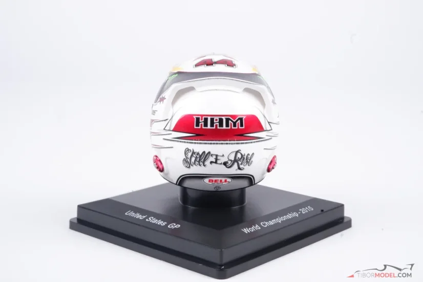 Lewis Hamilton 2015 World Champion, Mercedes helmet, 1:5 Spark