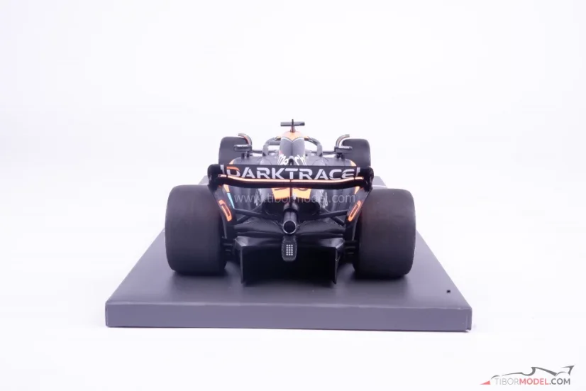 McLaren MCL60 - Oscar Piastri (2023), VC Austrálie, 1:18 Minichamps