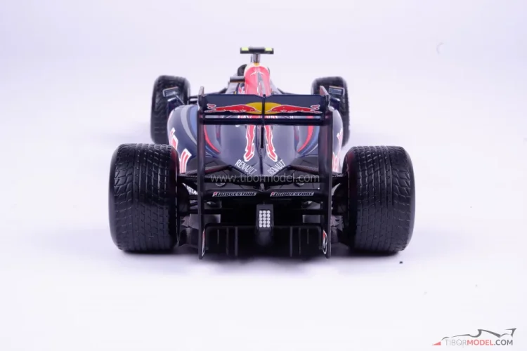 Model car Red Bull RB9 Vettel 2009, 1:18 Minichamps | Tibormodel.com