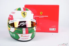 Charles Leclerc 2022 VC Brazílie, Ferrari přilba, 1:2 Bell