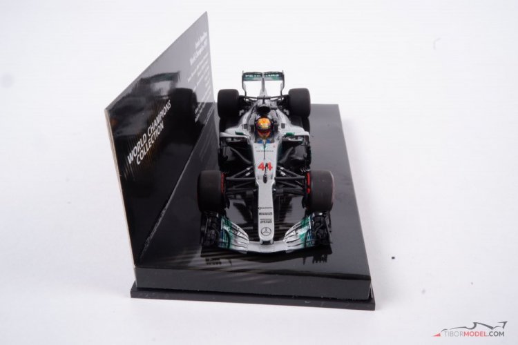 Mercedes W08 - Lewis Hamilton (2017), World Champion, 1:43 Minichamps