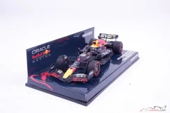Red Bull RB18 - Max Verstappen (2022), Magyar Nagydíj, 1:43 Minichamps
