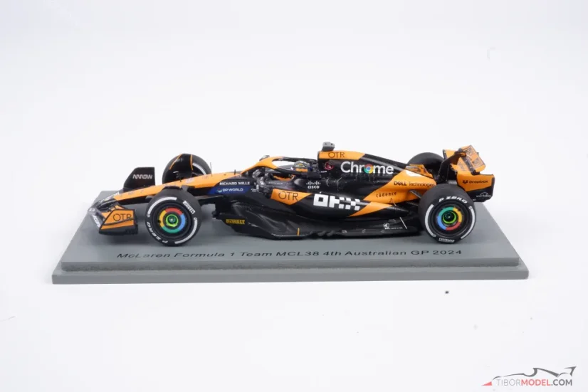 McLaren MCL38 - Oscar Piastri (2024), VC Austrálie, 1:43 Spark
